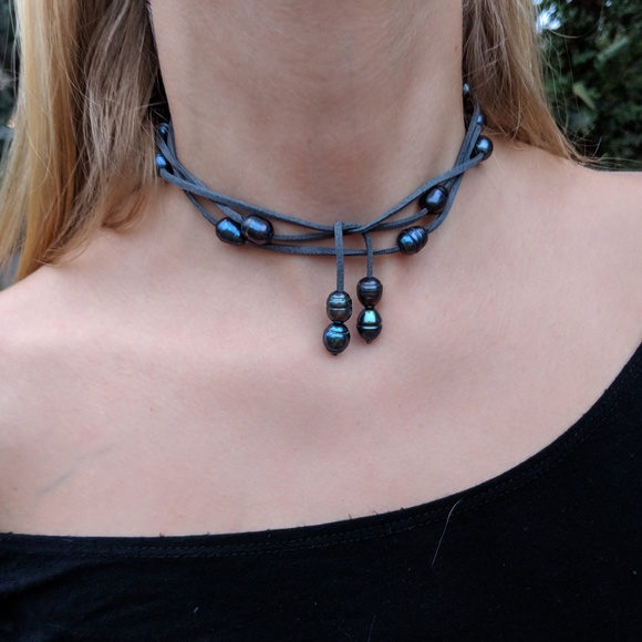 Island Treasures Boutique Jewelry - Gray Suede & Black Freshwater Pearl Necklace